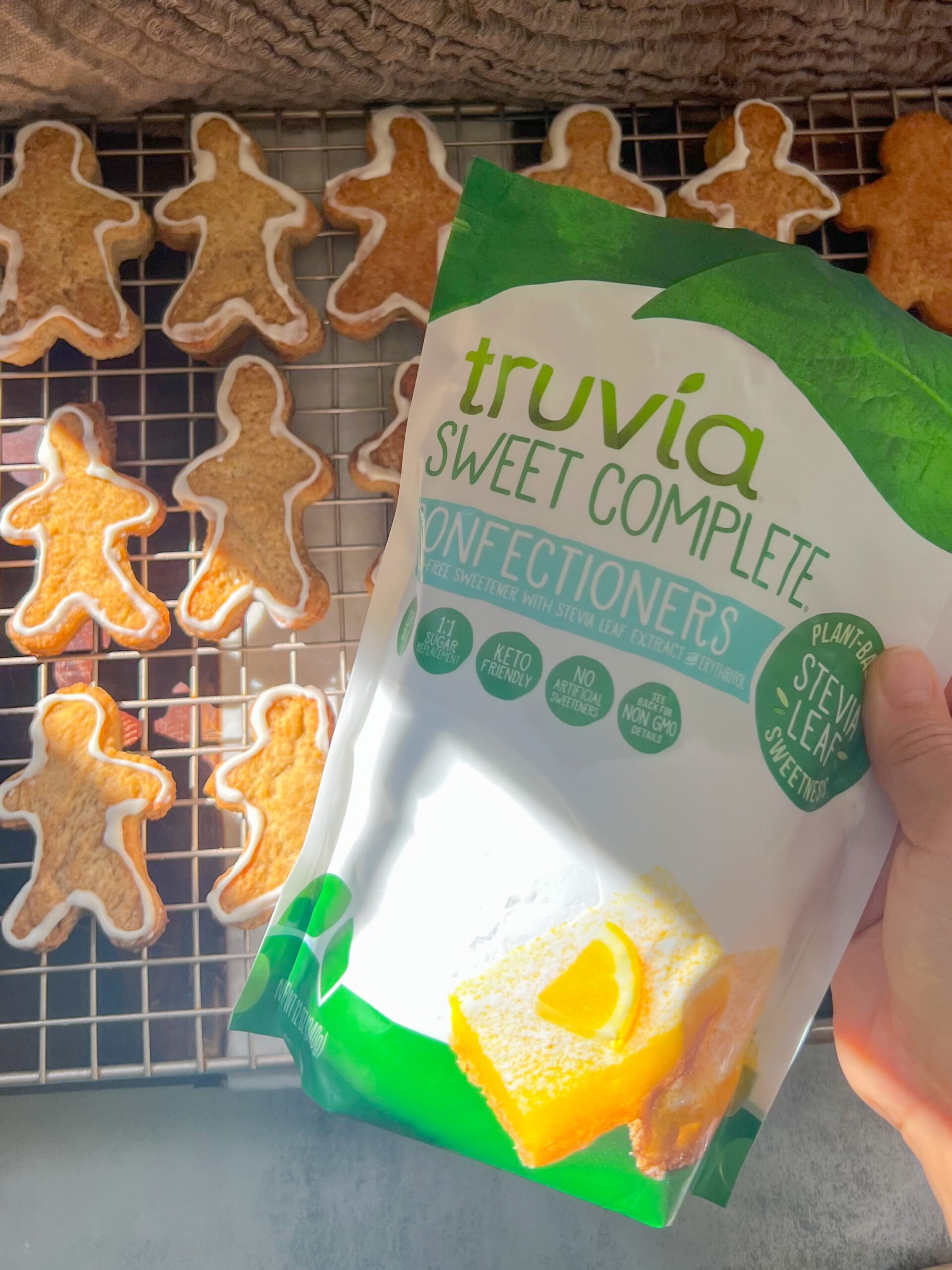 gingerbread cookies made with truvia