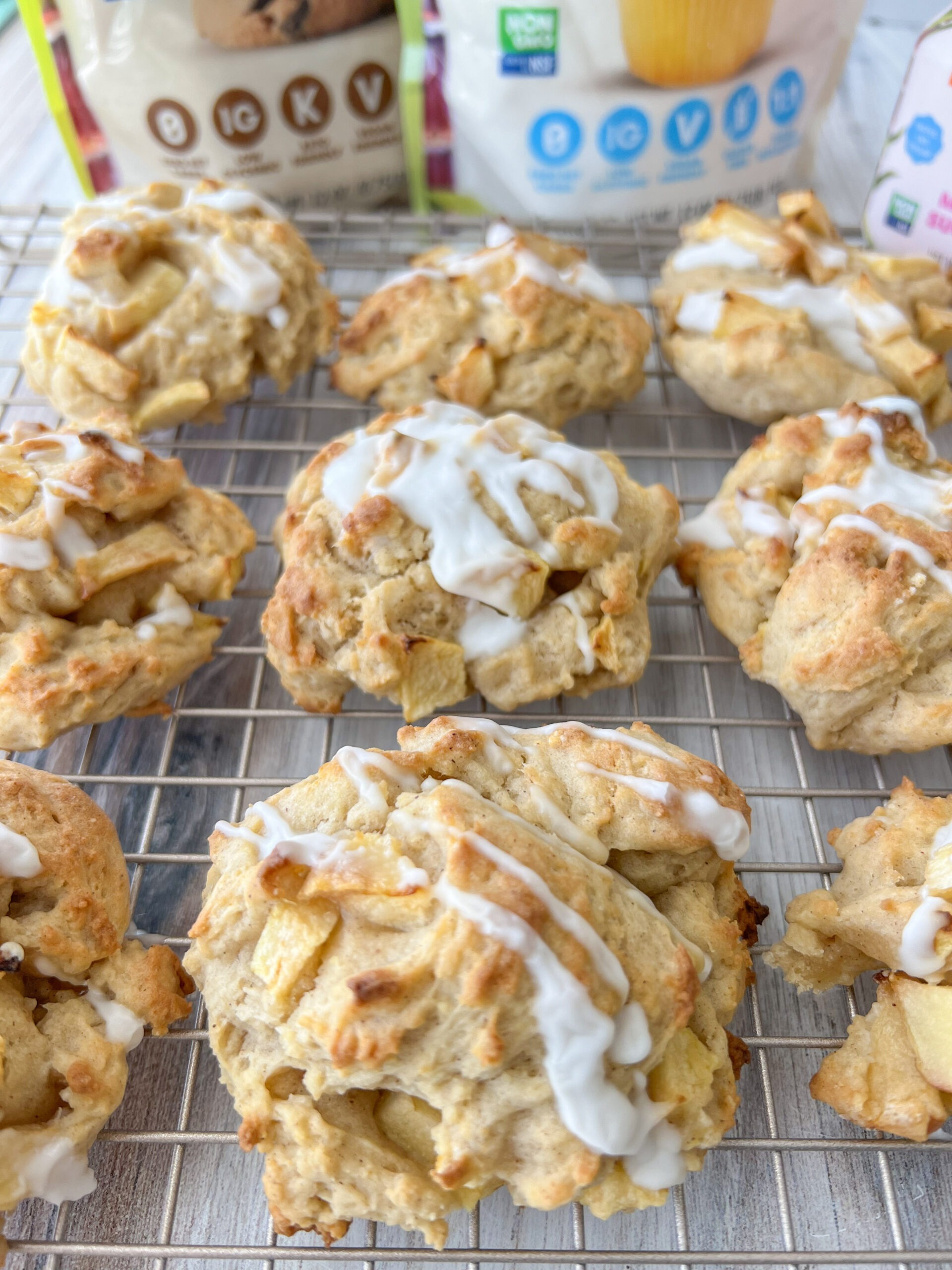 apple pie vegan biscuits