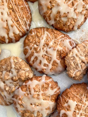 iced oatmeal cookies