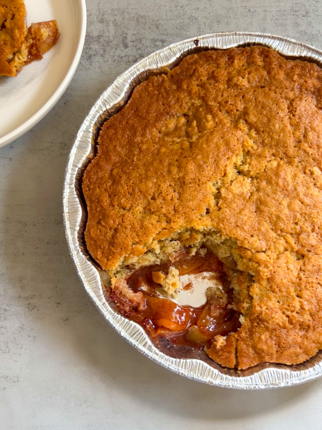 vegan peach cobbler