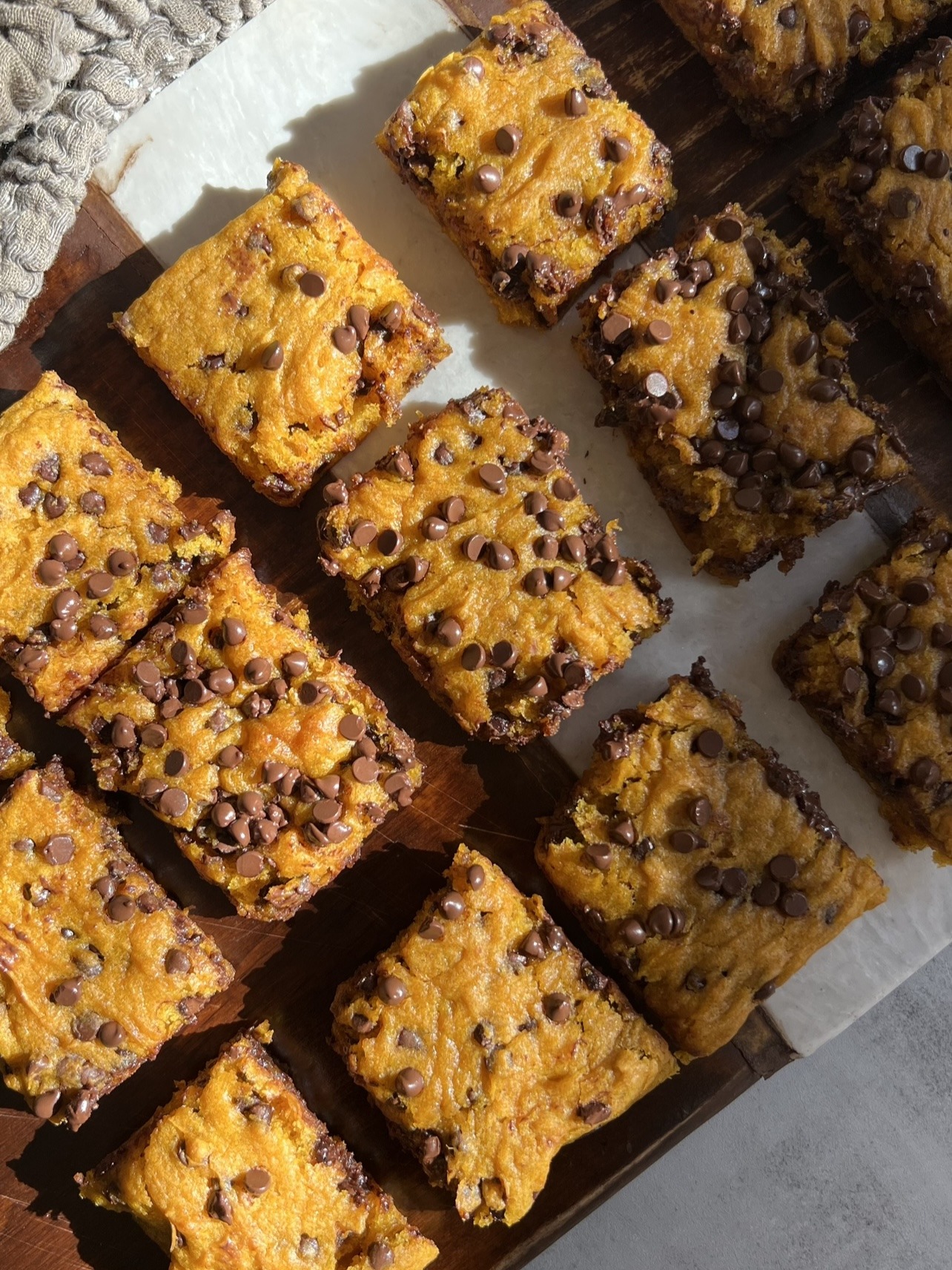 chocolate chip pumpkin bars