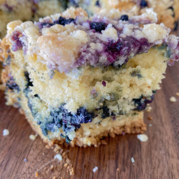 vegan blueberry coffee cake